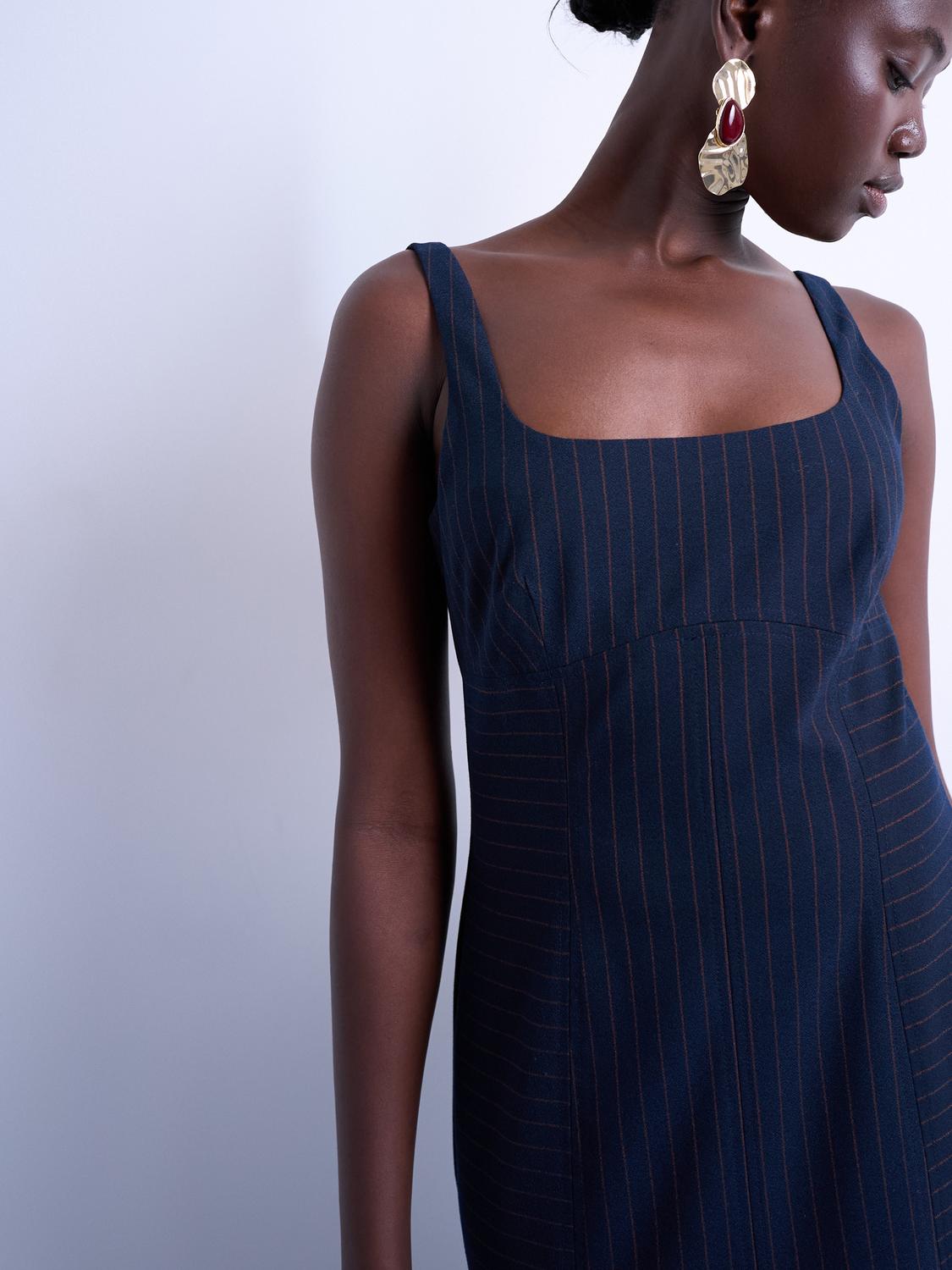 model_shot-back